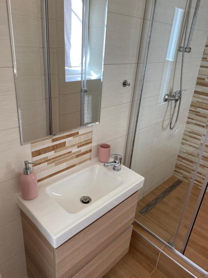 Satys Apartments ออสตราวา ภายนอก รูปภาพ