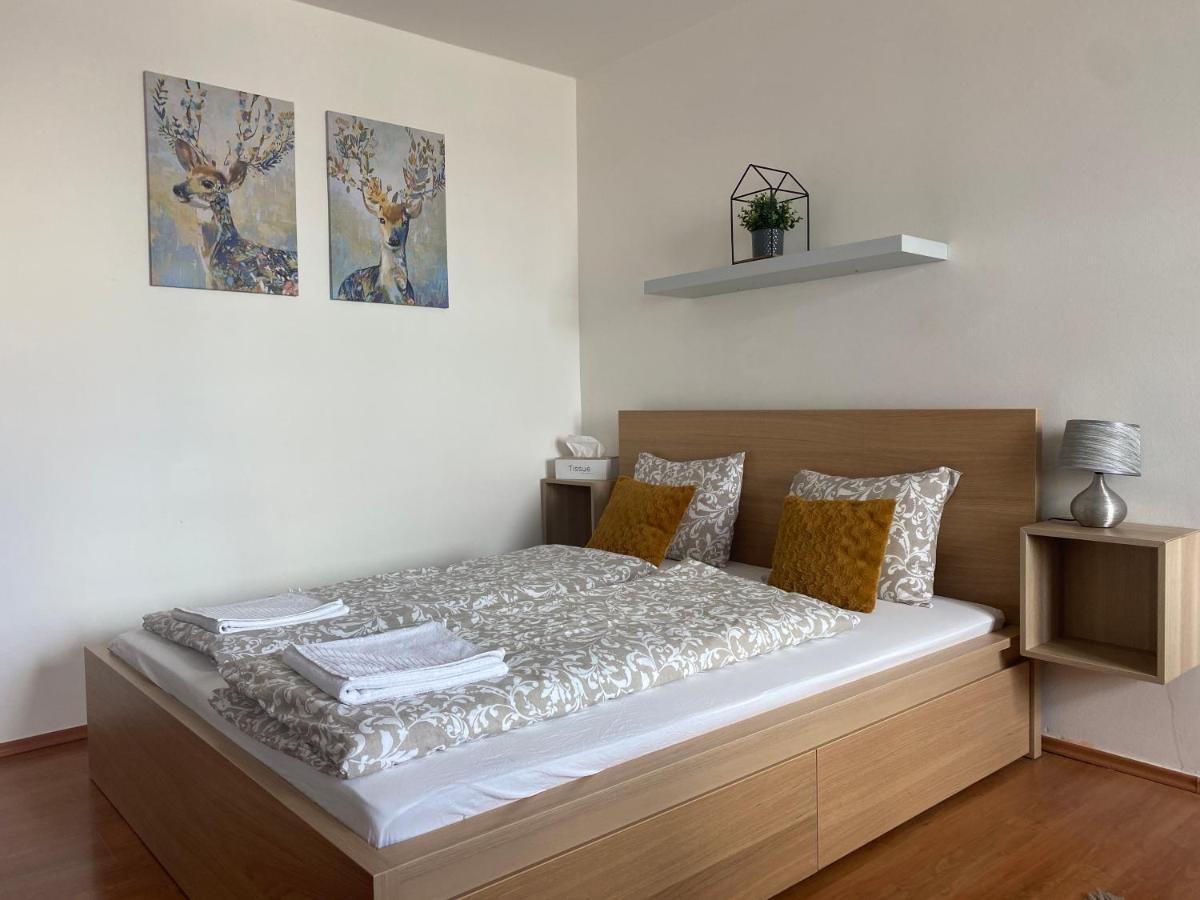 Satys Apartments ออสตราวา ภายนอก รูปภาพ